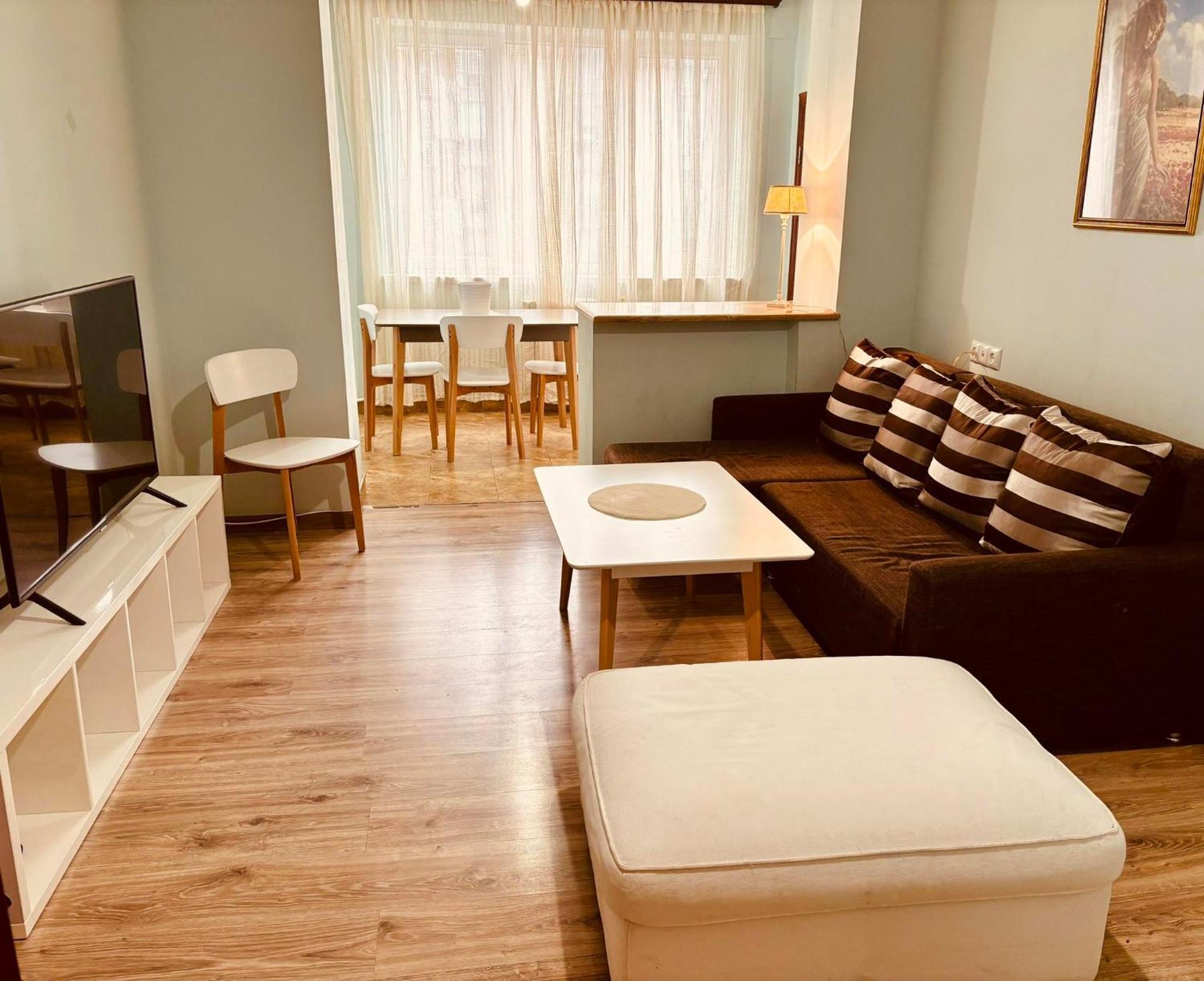 Republic Square Apartment Erévan Extérieur photo