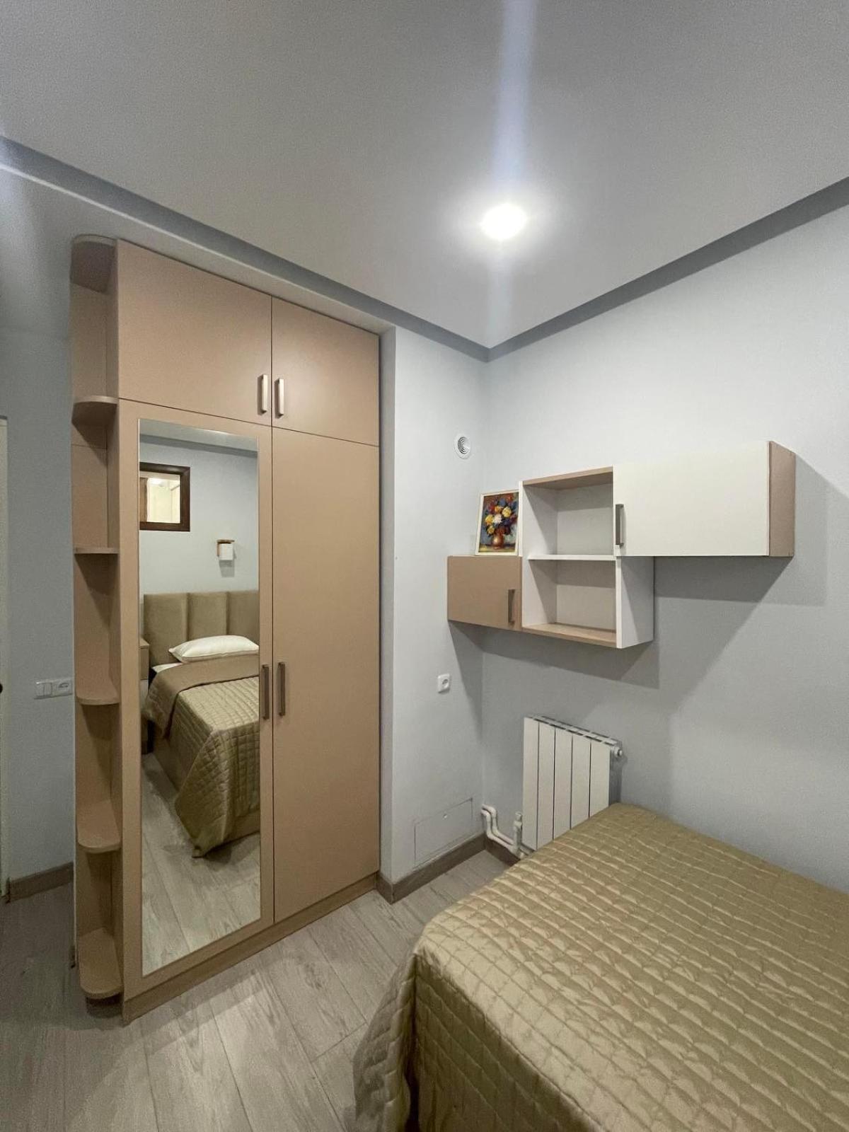 Republic Square Apartment Erévan Extérieur photo