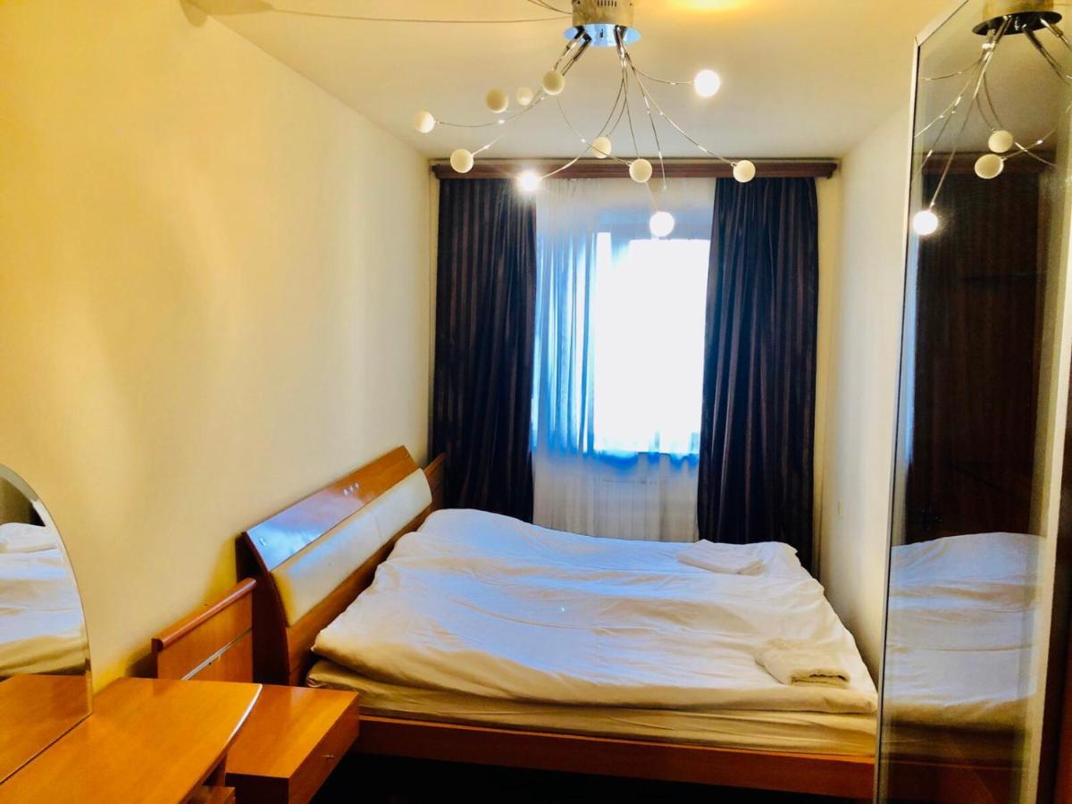 Republic Square Apartment Erévan Extérieur photo